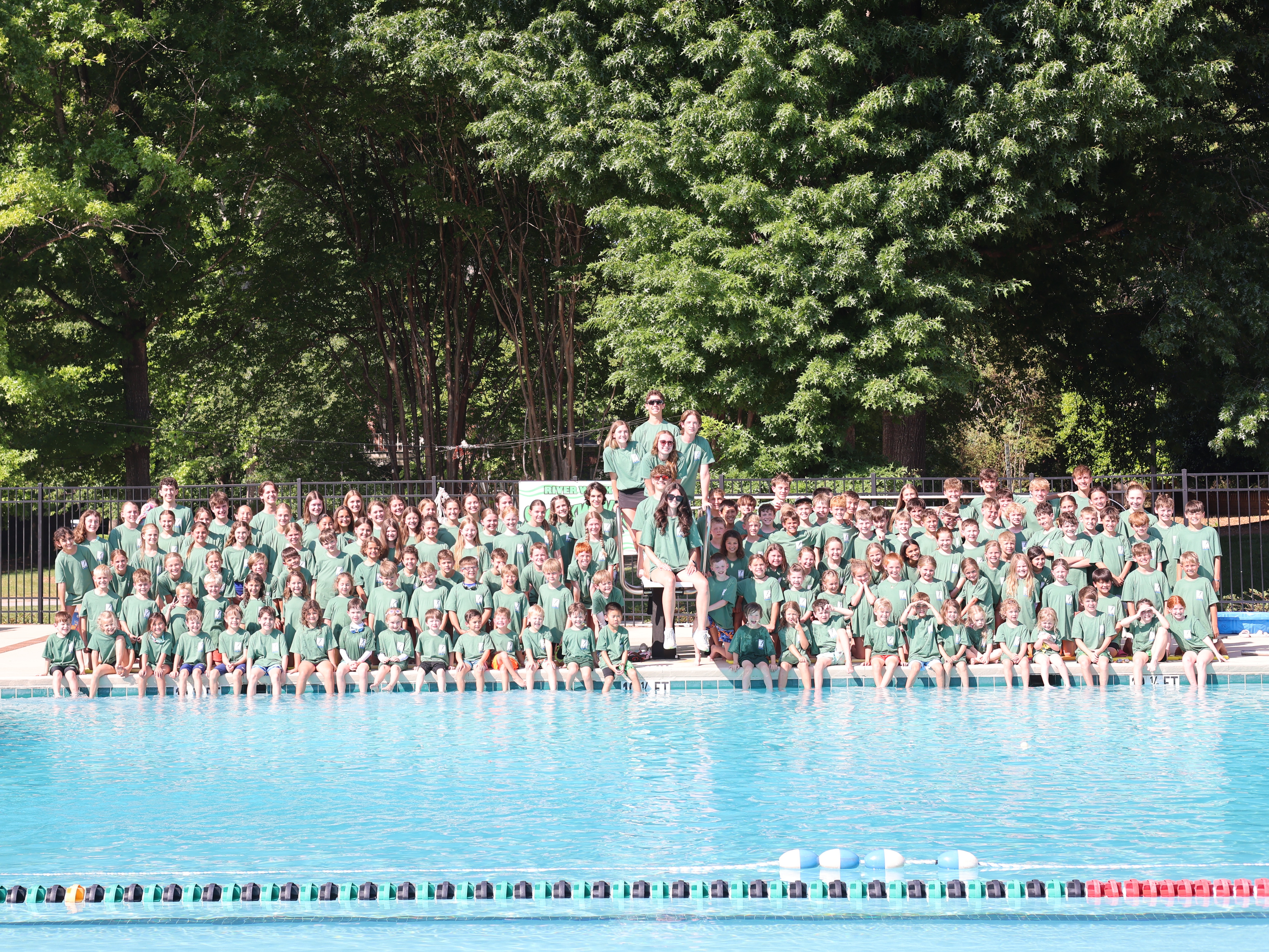 2026 River Walk Shockwaves swim team